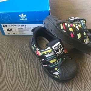 Adidas Superstar 360 size 4 🌟EUC🌟